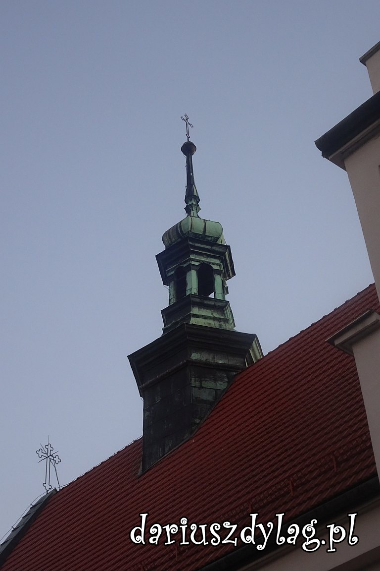 050